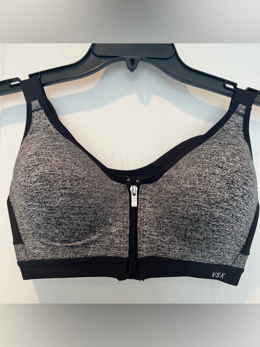 VSX Black and Heather Gray Front-Zip Sports Bra High Impact Support 34C